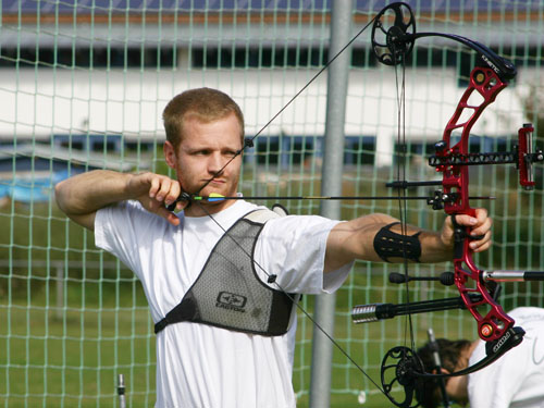 Philipp Bauer - hier mit dem Compound-Bogen